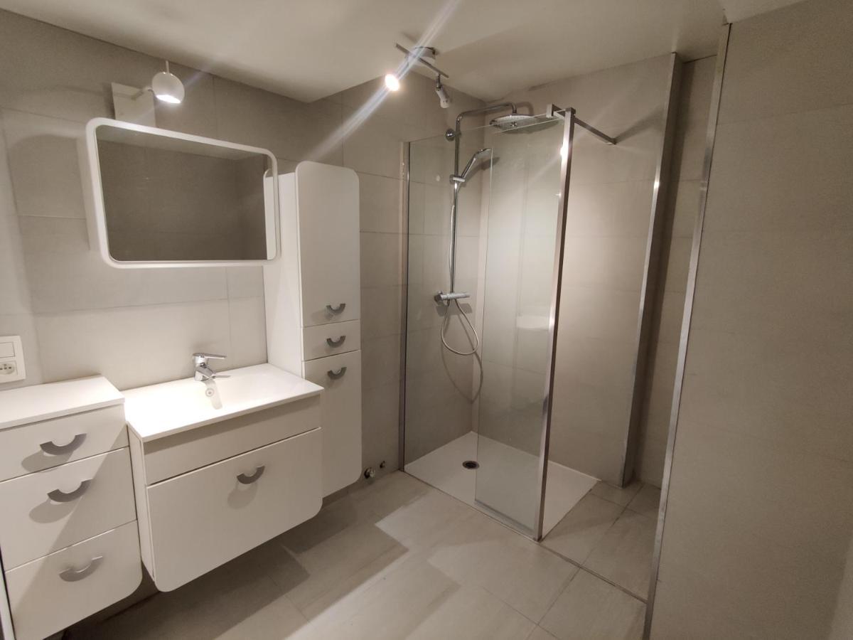 Wenduine Op Zeedijk Apartment Bagian luar foto